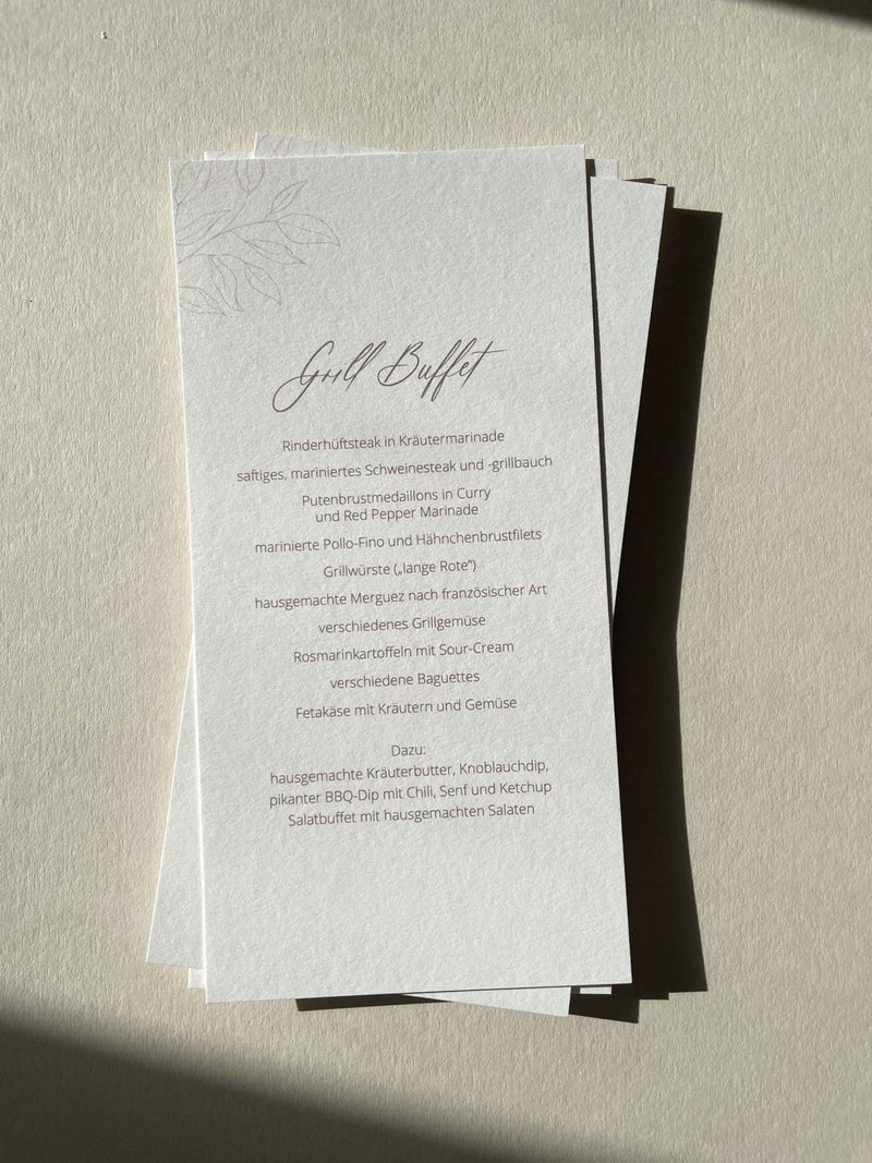 Menükarte festlich, Papeterie Menükarte, Tischpapeterie Hochzeit, Menükarte Kalligrafie, minimalistische Menükarte Hochzeit, hochwertige Papeterie, minimalistische Menükarte